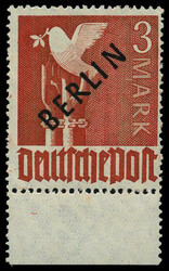 3 M. Schwarzaufdruck 1948, postfrisches Unterrandstück mit dem ...